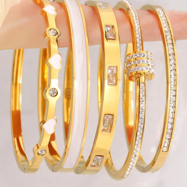 Elevate Your Style with Our Elegant Stainless Steel Stackable Bangle Set – Lightweight, Timeless Fashion Jewelry for Any Occasion!