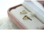 Elegant Single Diamond Earring, Japanese Exquisite Temperament, Simple and Versatile, 9K Gold, Ok629