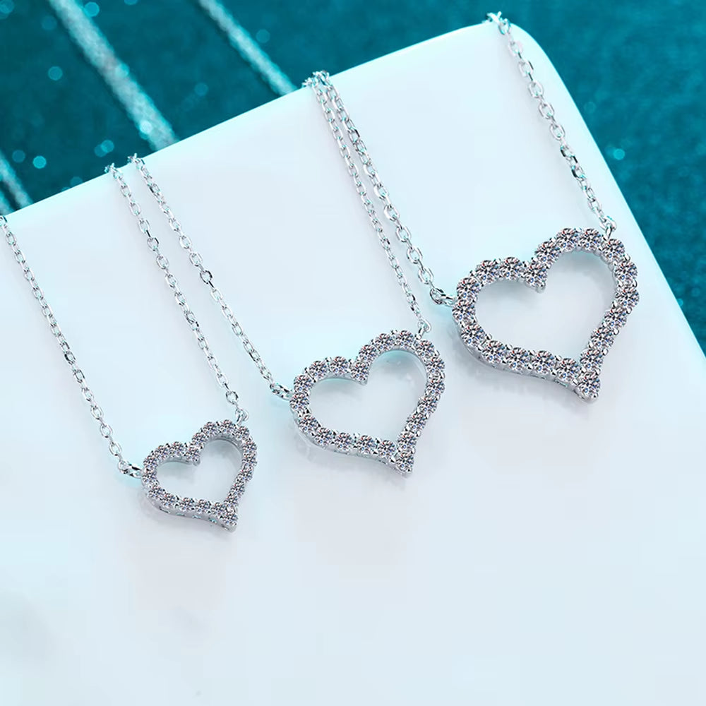 D VVS1 Sparking Moissanite Necklace Heart Pendant for Women S925 Sterling Sliver Plated 18K Party Birthday Gift Jewelry