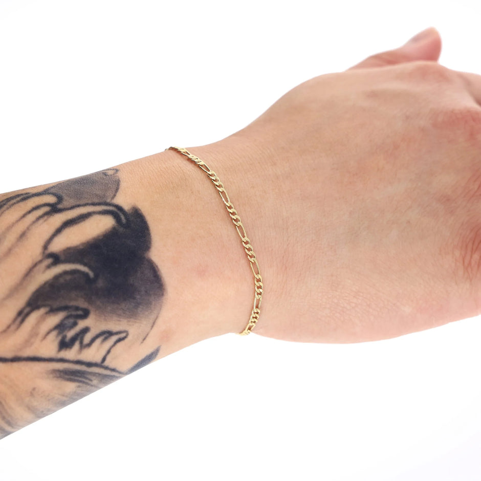 Nuragold 10K Real Yellow Gold Figaro Link 2.5Mm Chain Bracelet or Anklet (7