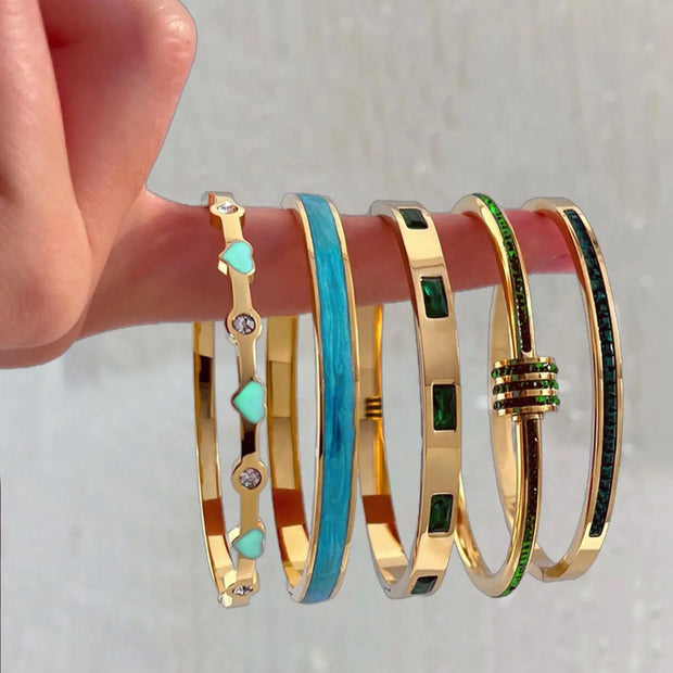 Elevate Your Style with Our Elegant Stainless Steel Stackable Bangle Set – Lightweight, Timeless Fashion Jewelry for Any Occasion!
