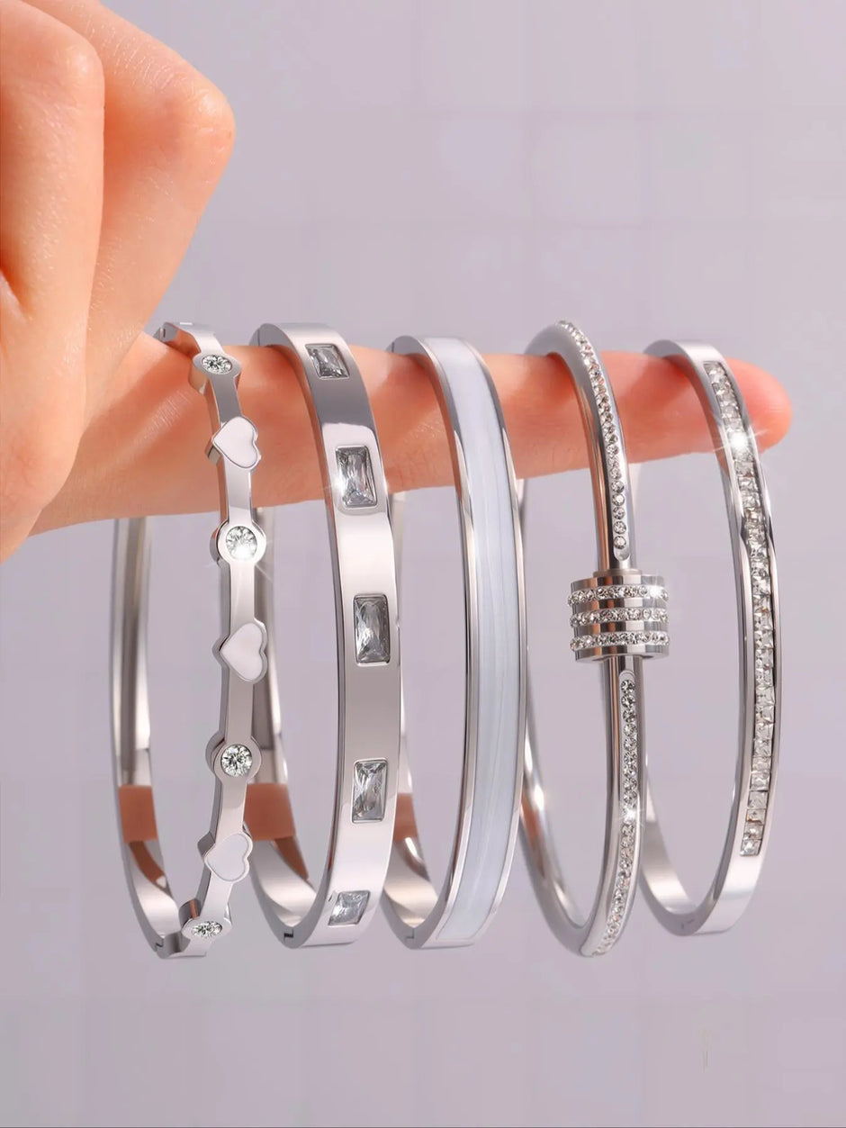Elevate Your Style with Our Elegant Stainless Steel Stackable Bangle Set – Lightweight, Timeless Fashion Jewelry for Any Occasion!